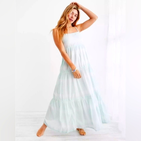 Aerie Light Blue Tie Dye Tiered Max‎ Dress Size Medium Boho Summer - Picture 1 of 7
